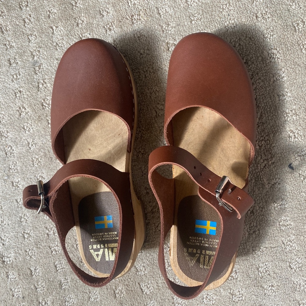 Brand New Mia Clogs!!